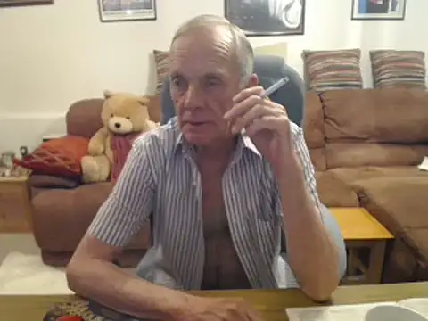 Snapshot of Ferret7777 chatting on July 18, 6:23 pm Ferret7777 online show from July 18, 6:23 pm