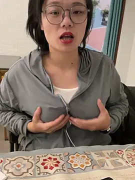 Snapshot of Bella0815 chatting on January 21, 7:26 am Bella0815 online show from January 21, 7:26 am