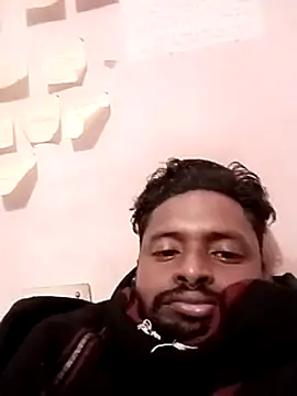 Snapshot of desicockblack chatting on December 11, 3:37 pm desicockblack online show from December 11, 3:37 pm