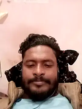 Snapshot of desicockblack chatting on December 11, 6:42 pm desicockblack online show from December 11, 6:42 pm