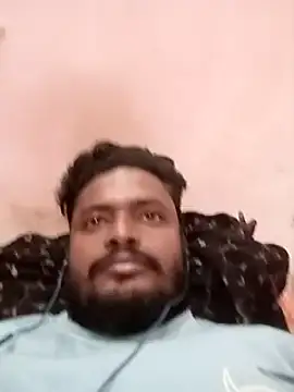 Snapshot of desicockblack chatting on December 12, 8:25 am desicockblack online show from December 12, 8:25 am