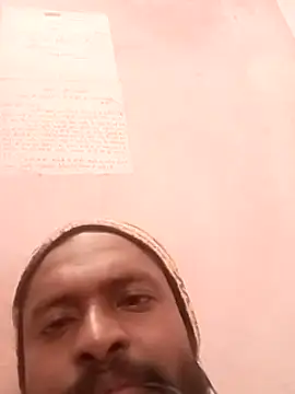 Snapshot of desicockblack chatting on December 26, 6:12 pm desicockblack online show from December 26, 6:12 pm