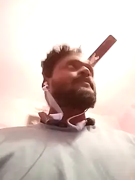 Snapshot of desicockblack chatting on January 25, 8:31 am desicockblack online show from January 25, 8:31 am