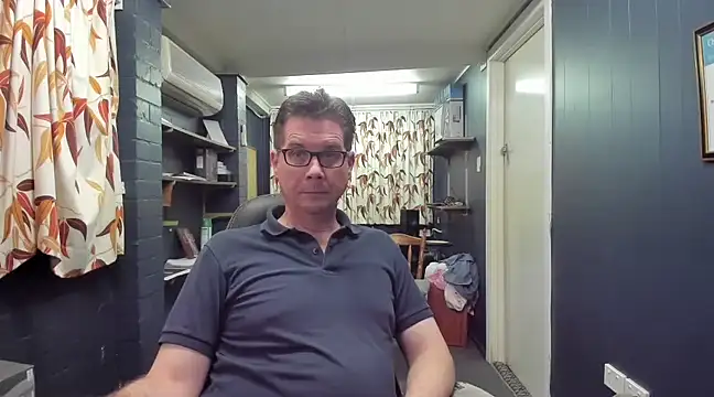 tilobinder online show from March 2, 1:27 pm