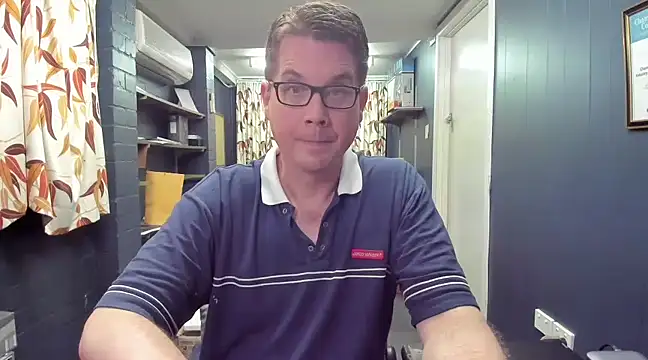 tilobinder online show from March 10, 3:52 pm