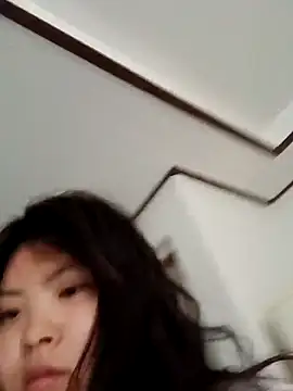 hello098712 online show from March 1, 6:57 am