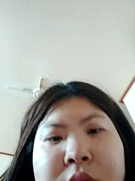 hello098712 online show from March 12, 5:13 am