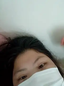 hello098712 online show from October 10, 4:06 pm