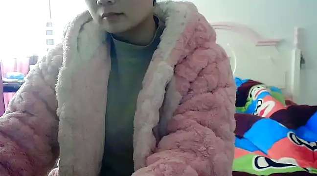 Snapshot of CN-Xiaoxi chatting on February 2, 6:04 am CN-Xiaoxi online show from February 2, 6:04 am