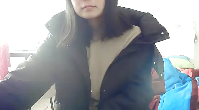 Snapshot of CN-Xiaoxi chatting on February 12, 7:23 am CN-Xiaoxi online show from February 12, 7:23 am