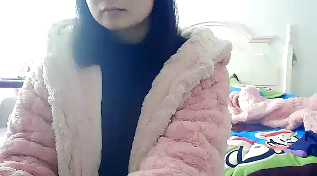 Snapshot of CN-Xiaoxi chatting on February 25, 3:31 am CN-Xiaoxi online show from February 25, 3:31 am