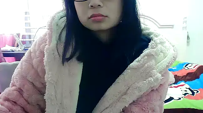 Snapshot of CN-Xiaoxi chatting on March 5, 3:08 am CN-Xiaoxi online show from March 5, 3:08 am