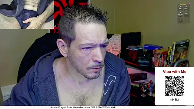 Snapshot of MasterForgedRayy chatting on December 5, 2:11 pm MasterForgedRayy online show from December 5, 2:11 pm