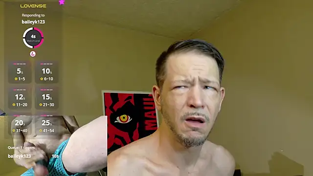 Snapshot of MasterForgedRayy chatting on February 11, 1:32 am MasterForgedRayy online show from February 11, 1:32 am