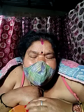 Hot Falguni online show from February 7, 10:09 pm