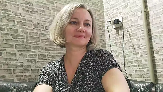 EdithManning online show from January 16, 12:53 pm