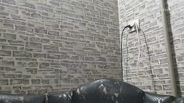 EdithManning online show from March 5, 2:23 pm