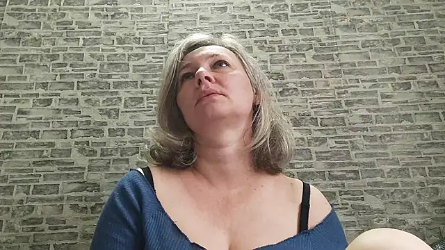 EdithManning online show from September 19, 5:20 am