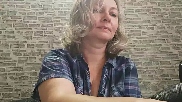 EdithManning online show from November 2, 7:00 am