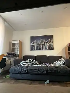 princessaalicc online show from December 4, 7:39 am