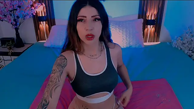 AmyHE online show from September 26, 9:24 am