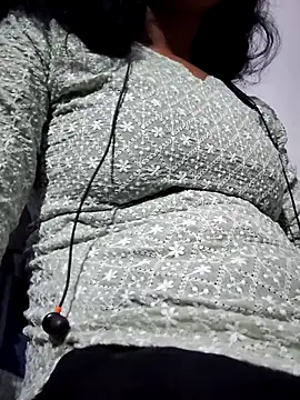 Hot-Anuska online show from September 14, 10:25 am