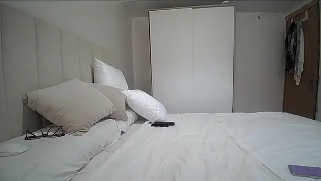 Snapshot of arielfreedomsex chatting on October 8, 2:14 pm arielfreedomsex online show from October 8, 2:14 pm