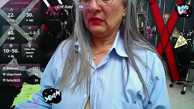 Snapshot of miisevvie_ chatting on February 11, 12:16 pm miisevvie online show from February 11, 12:16 pm