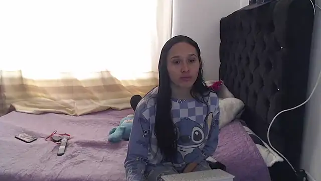 Snapshot of Kitty_and_jake chatting on November 2, 5:04 pm Kitty and jake online show from November 2, 5:04 pm