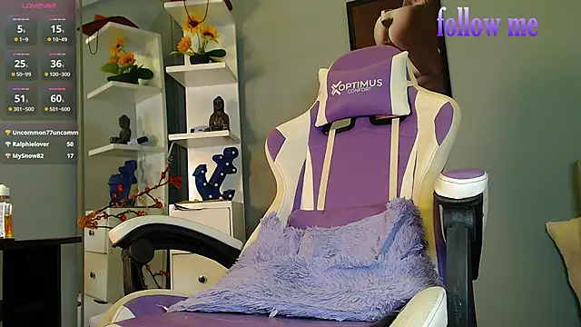 zoey-fox online show from March 12, 1:47 am