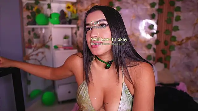 zoey-fox online show from March 24, 11:21 pm