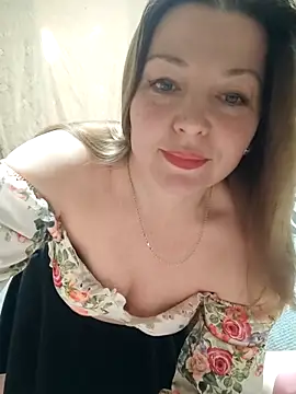 VselenaSun402 online show from March 8, 1:37 pm