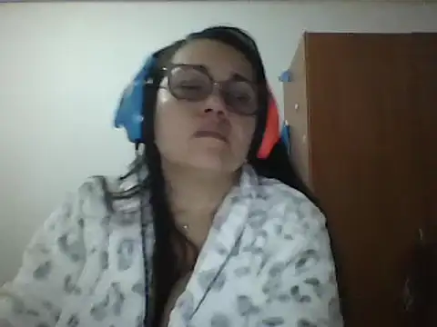 gaby0075 online show from December 10, 12:17 am