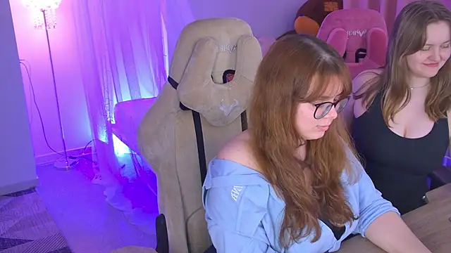 KellyPoter online show from April 24, 6:16 am