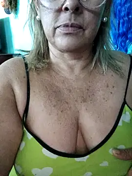 Snapshot of Kasandra_Ho chatting on February 20, 1:08 pm Kasandra Ho online show from February 20, 1:08 pm
