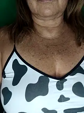Snapshot of Kasandra_Ho chatting on October 19, 1:39 am Kasandra Ho online show from October 19, 1:39 am