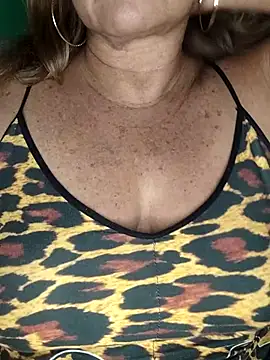 Snapshot of Kasandra_Ho chatting on November 2, 1:30 am Kasandra Ho online show from November 2, 1:30 am