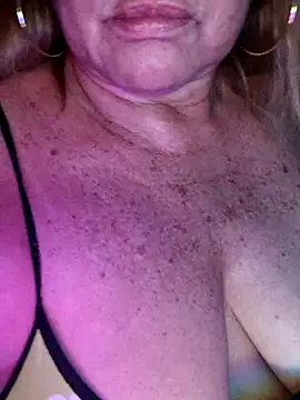 Snapshot of Kasandra_Ho chatting on November 27, 8:22 pm Kasandra Ho online show from November 27, 8:22 pm