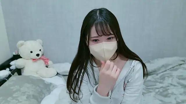 -SHIZUKU- online show from March 1, 12:45 pm