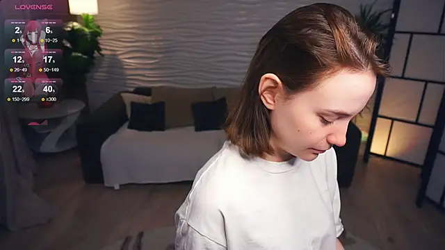 Snapshot of EditaBumford chatting on March 2, 8:27 am EditaBumford online show from March 2, 8:27 am