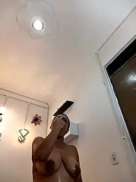 Snapshot of samanthaPuxy chatting on January 26, 11:06 am samanthaPuxy online show from January 26, 11:06 am