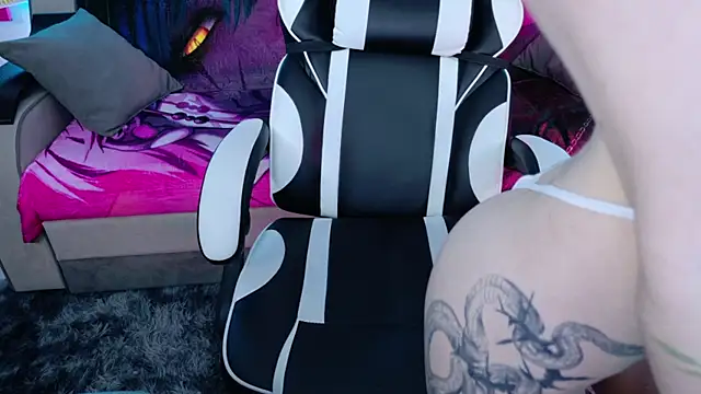 Aurora Natsuki online show from November 23, 10:59 am