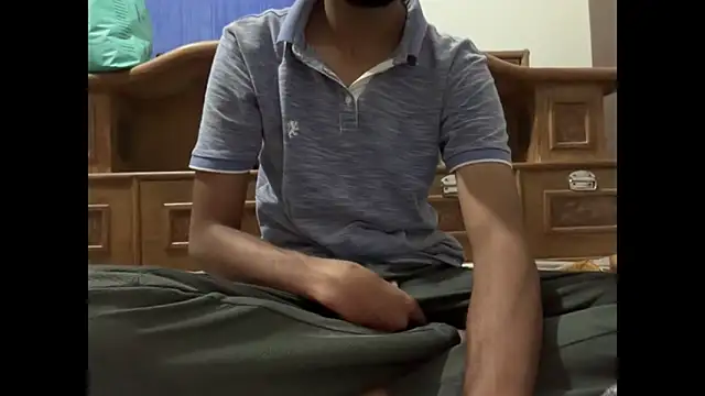 Snapshot of meatycronn chatting on October 21, 5:46 pm meatycronn online show from October 21, 5:46 pm