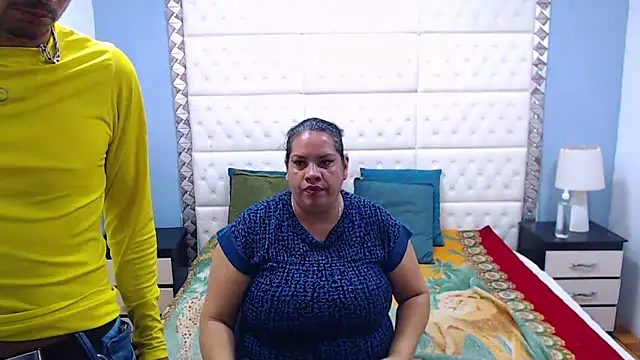 Candy and Jh0n online show from March 23, 3:43 am