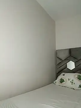 Snapshot of kharoll chatting on December 20, 11:26 pm kharoll online show from December 20, 11:26 pm