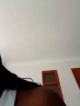 Snapshot of kharoll chatting on December 22, 11:22 am kharoll online show from December 22, 11:22 am