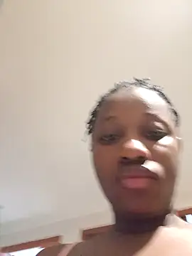 Snapshot of kharoll chatting on January 13, 12:51 am kharoll online show from January 13, 12:51 am