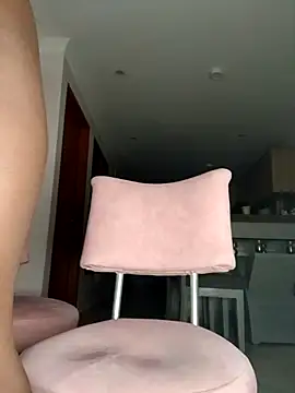 Snapshot of kharoll chatting on February 16, 10:54 am kharoll online show from February 16, 10:54 am