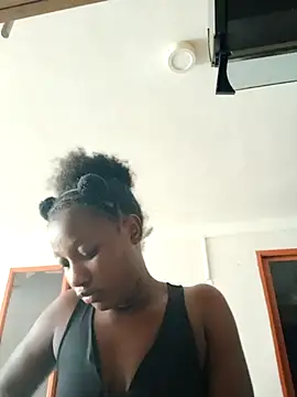 Snapshot of kharoll chatting on March 16, 8:21 pm kharoll online show from March 16, 8:21 pm