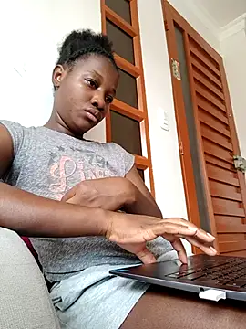 Snapshot of kharoll chatting on November 27, 1:46 pm kharoll online show from November 27, 1:46 pm